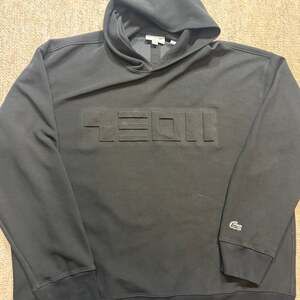 Lacoste Men's Loose Fit Embossed Crocodile Logo Hoodie